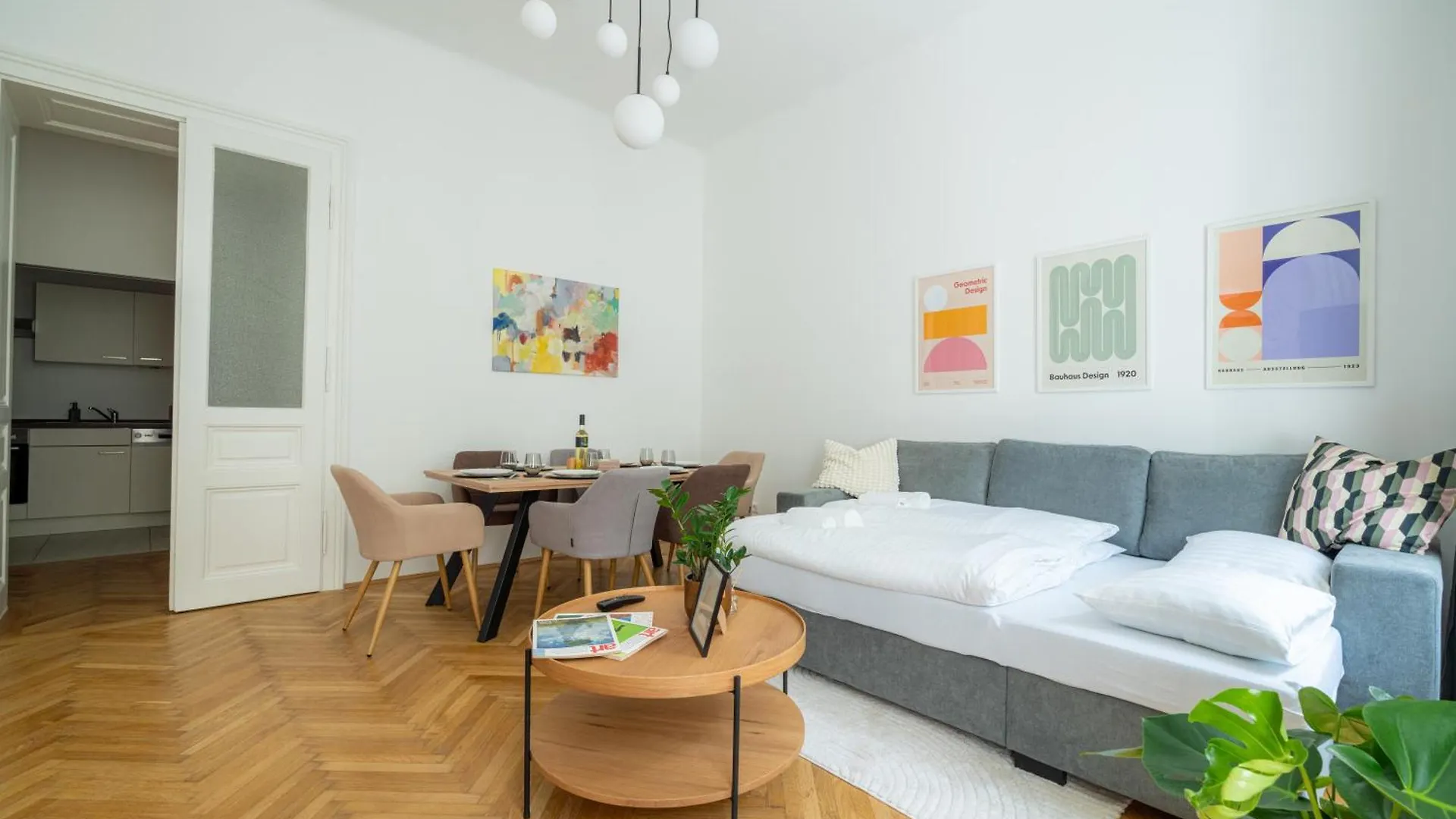 4Ty3 Apartments - Franz Josef City Apartment Is Calling Vienna