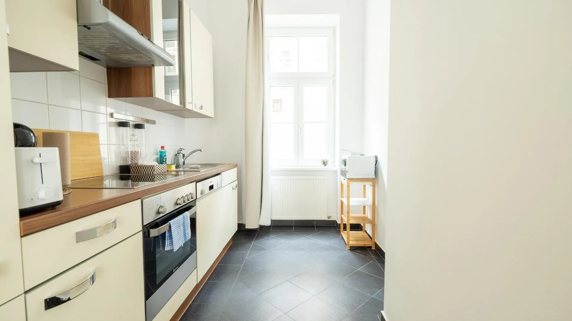 4Ty3 Apartments - Franz Josef City Apartment Is Calling Vienna Austria