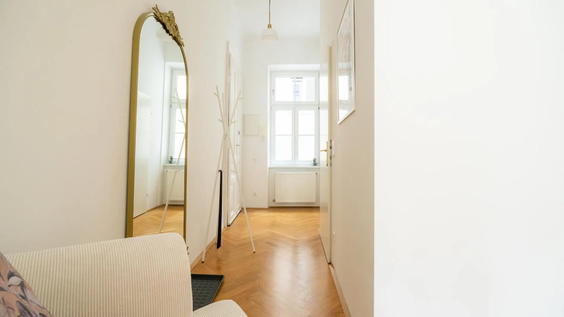 4Ty3 Apartments - Franz Josef City Apartment Is Calling Vienna