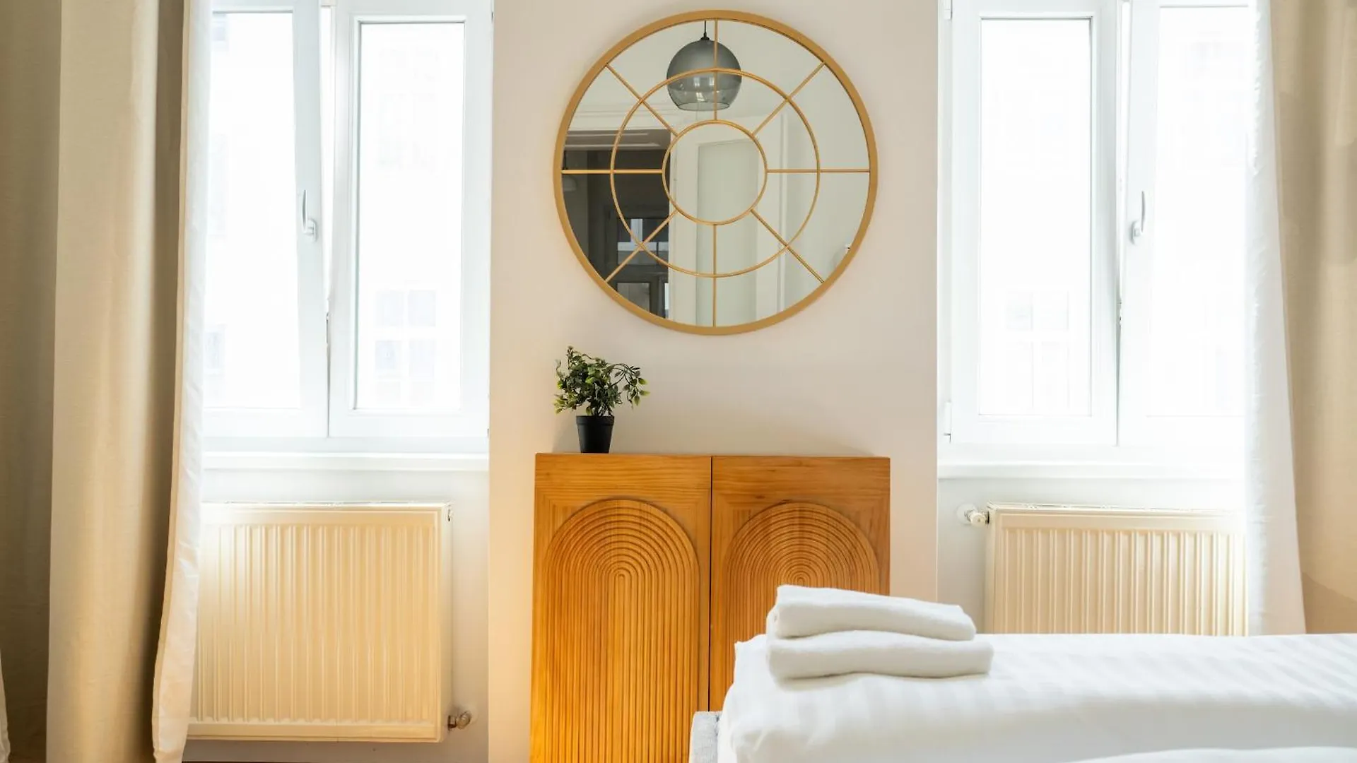 4Ty3 Apartments - Franz Josef City Apartment Is Calling Vienna