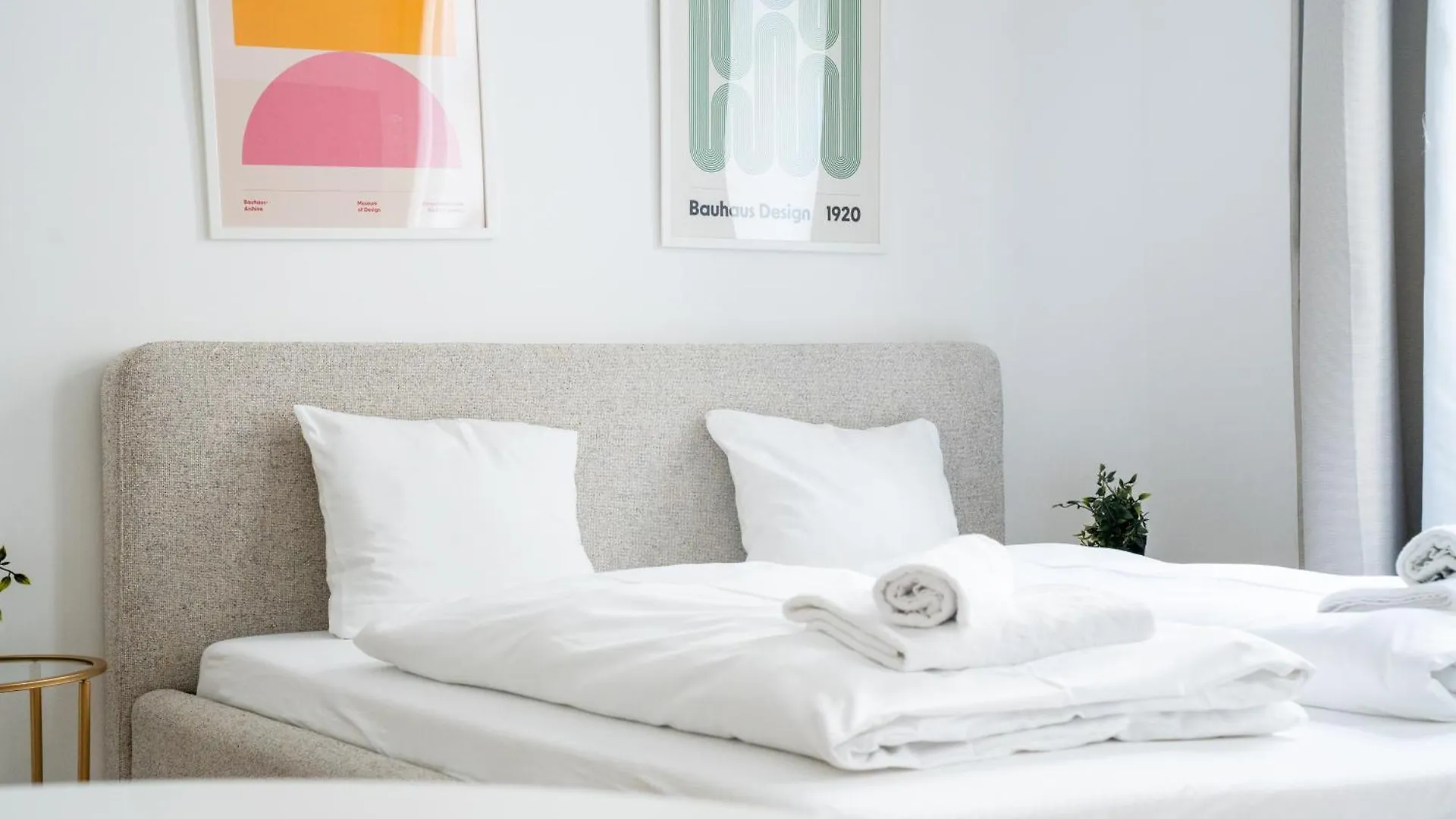 4Ty3 Apartments - Franz Josef City Apartment Is Calling Vienna Austria