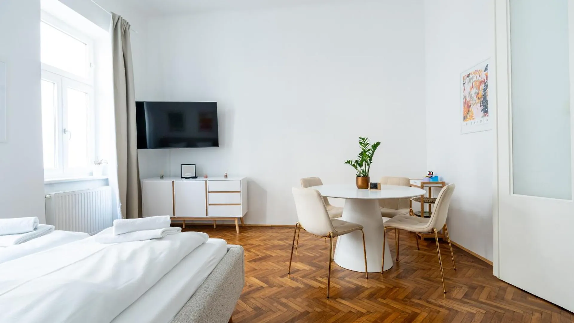 4Ty3 Apartments - Franz Josef City Apartment Is Calling Vienna